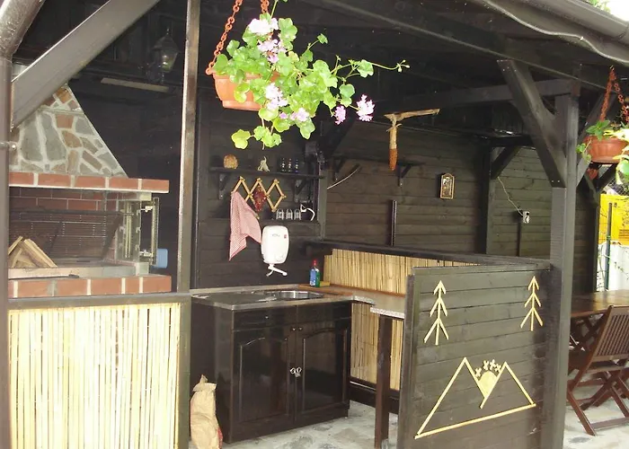 Bansko Holiday Apartments Отель Банско